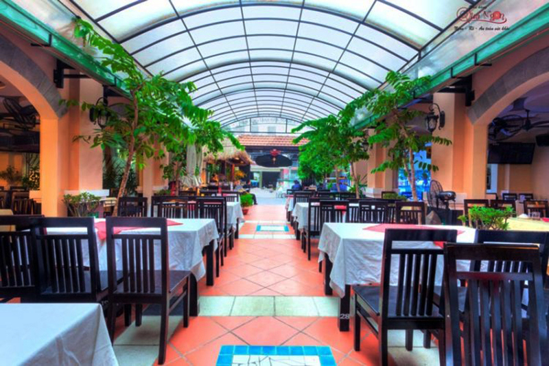nha-hang-dep-quan-tan-binh-02