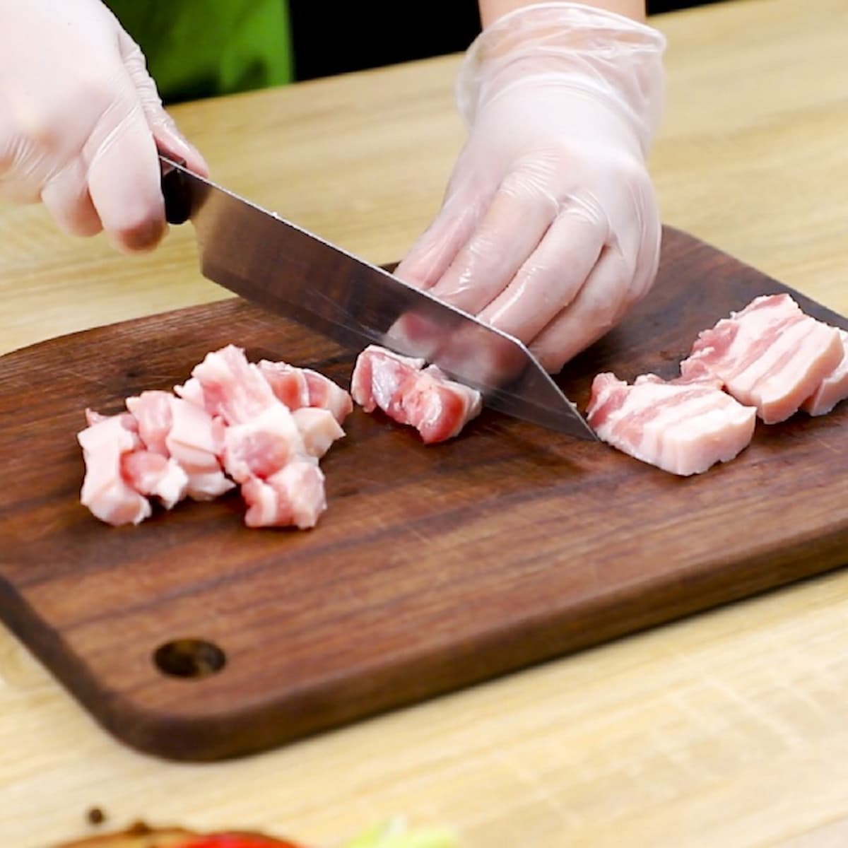 thit heo rang sa ot1