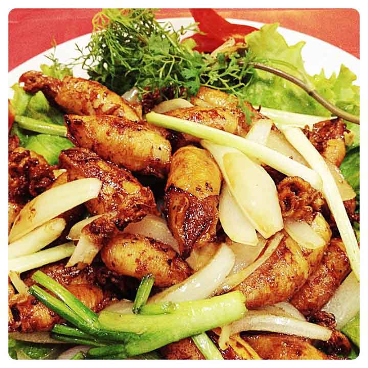 Squid fried with fish sauce
